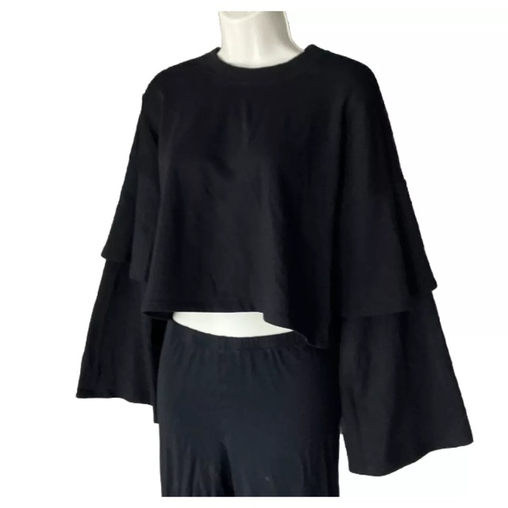 Grey Lab Black Cropped Wide Bell Sleeves Tee Pullover Sweatshirt Top Size Small